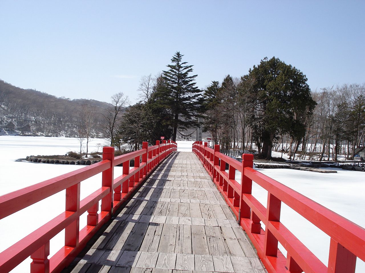 橋(通往赤城神社)